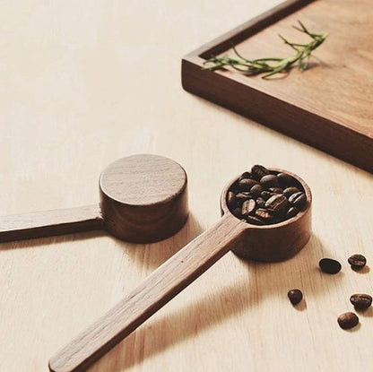 Cuillère doseuse 2 pces sur une table