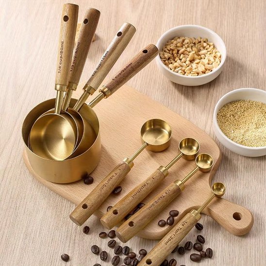 Cuillère doseuse sur une table