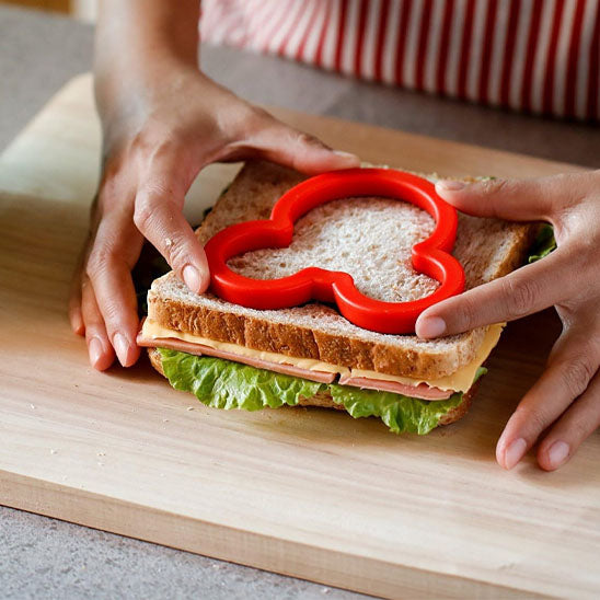 emporte piece coupe sandwichs  brunch